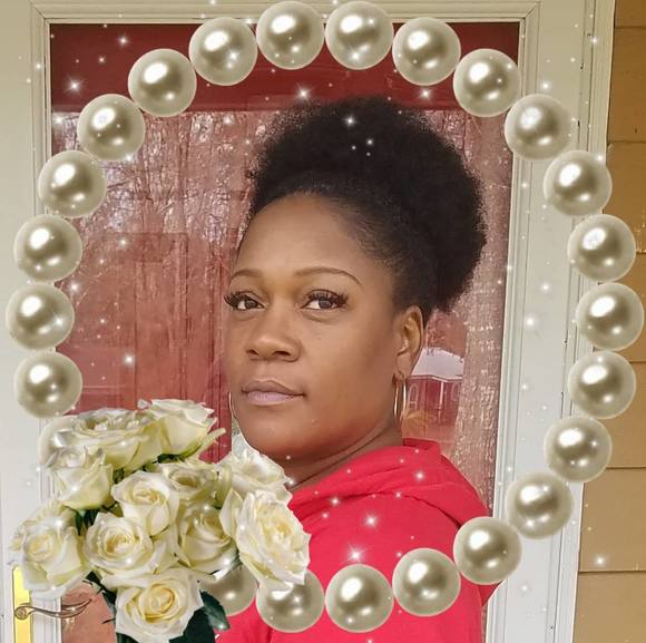 Poshmark profile picture for @vixens